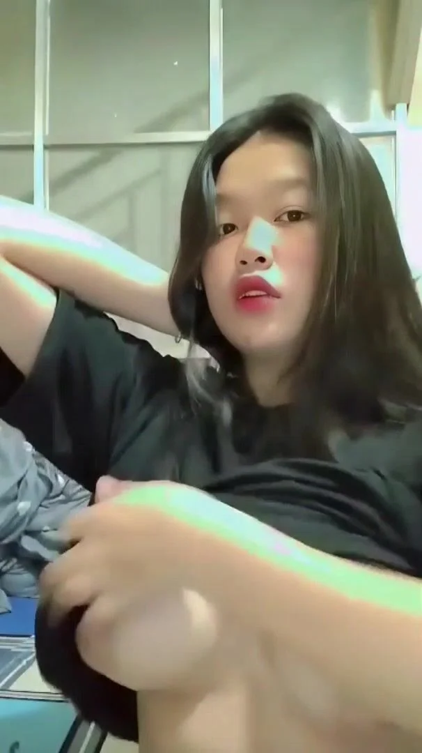 Mai Phương lồn đầy nước dâm đãng phần 1 2
